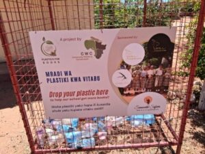 MOV jaarbeeld 2025-plastic for books